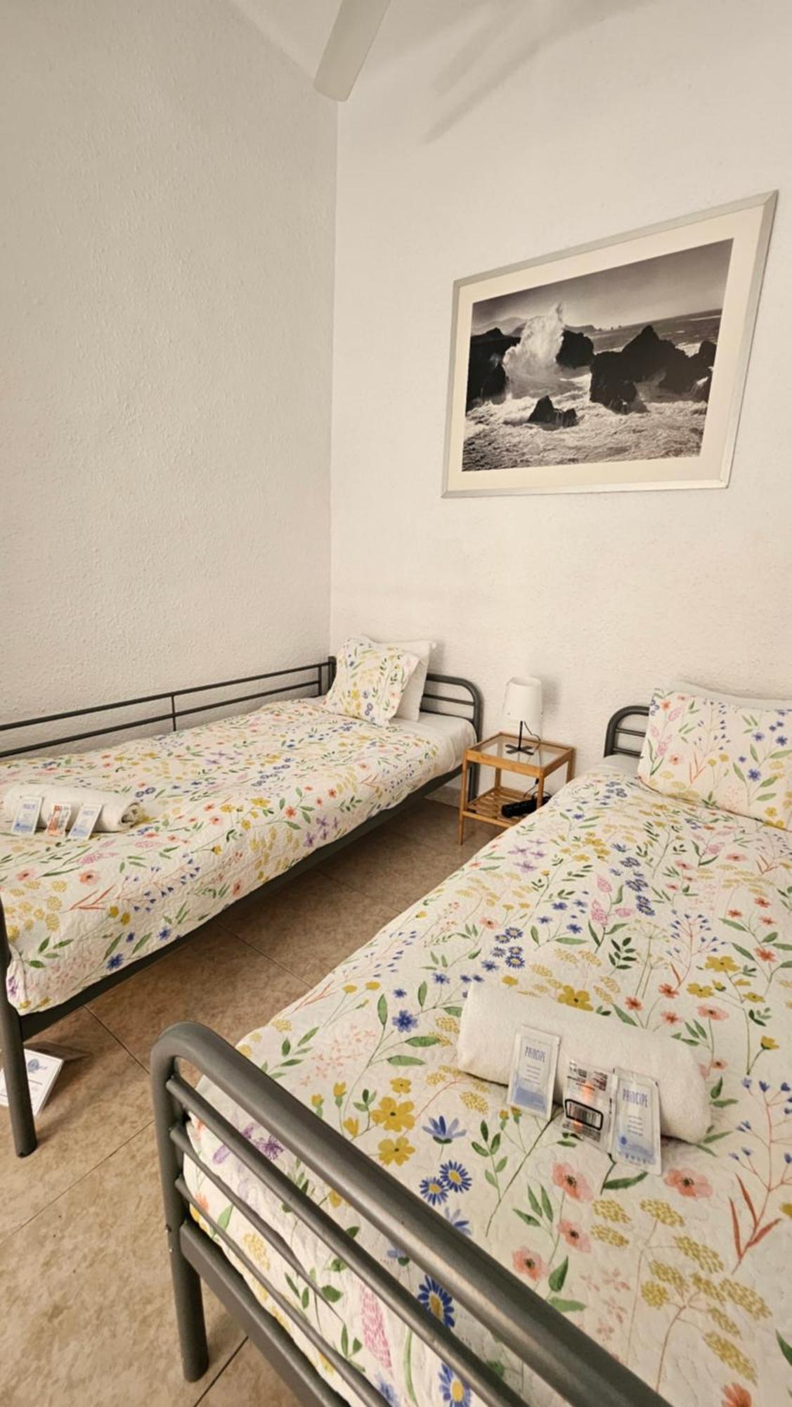 Youth - And Basic Drassanes Casa de hóspedes Barcelona
