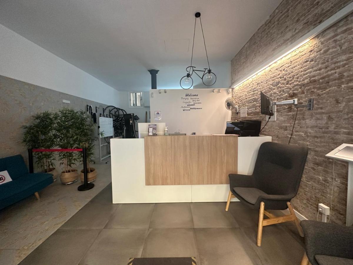 Youth - And Basic Drassanes Guest house Barcelona
